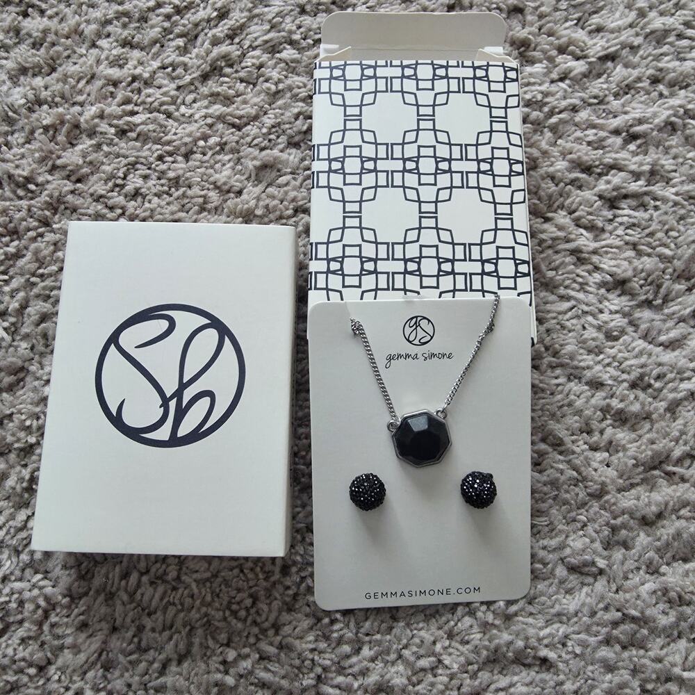 Gemma Simone Black Silver Tone Necklace & Stud Earring Set New